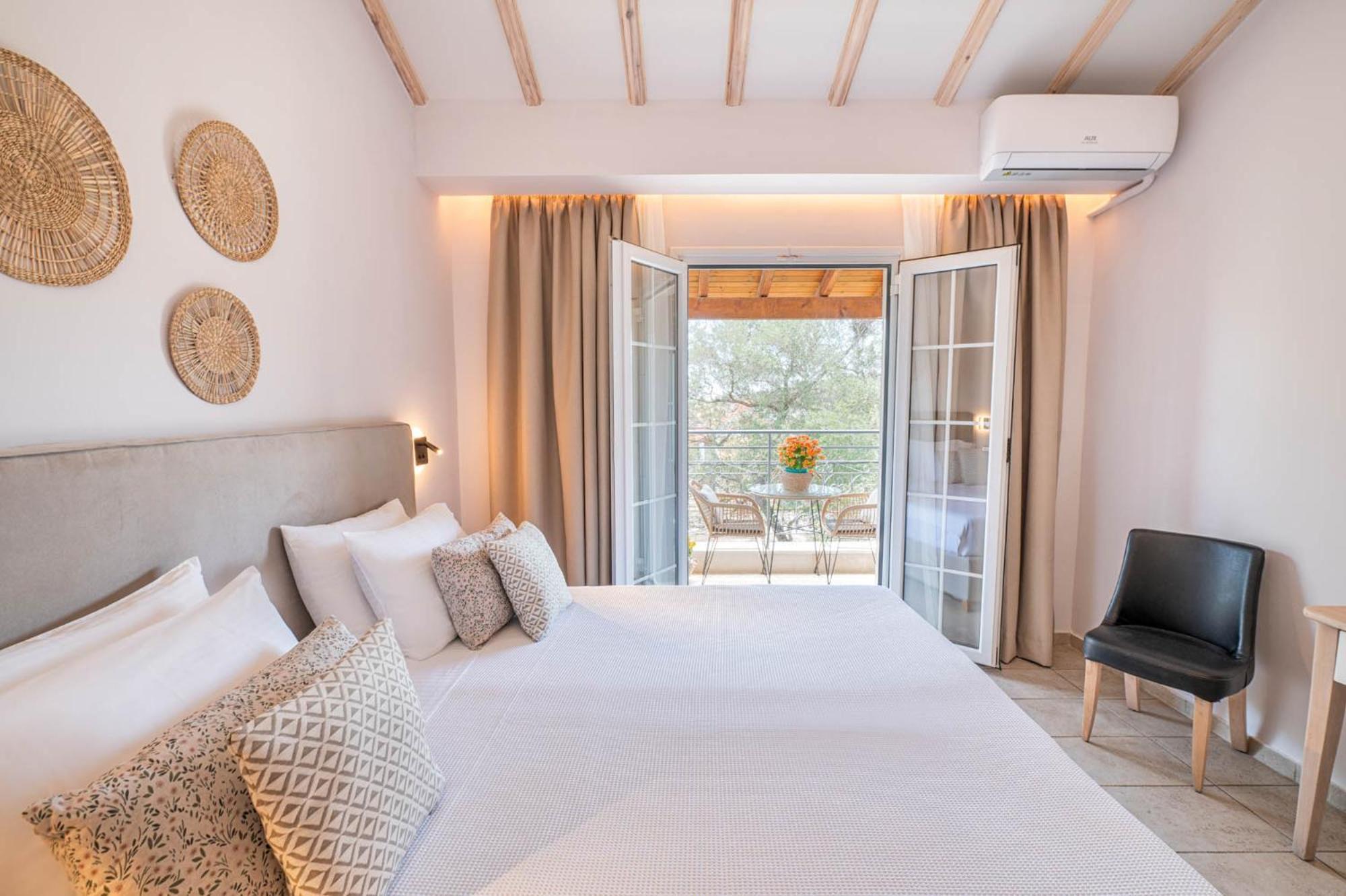 Korina Apart Hotel Kavos Bagian luar foto