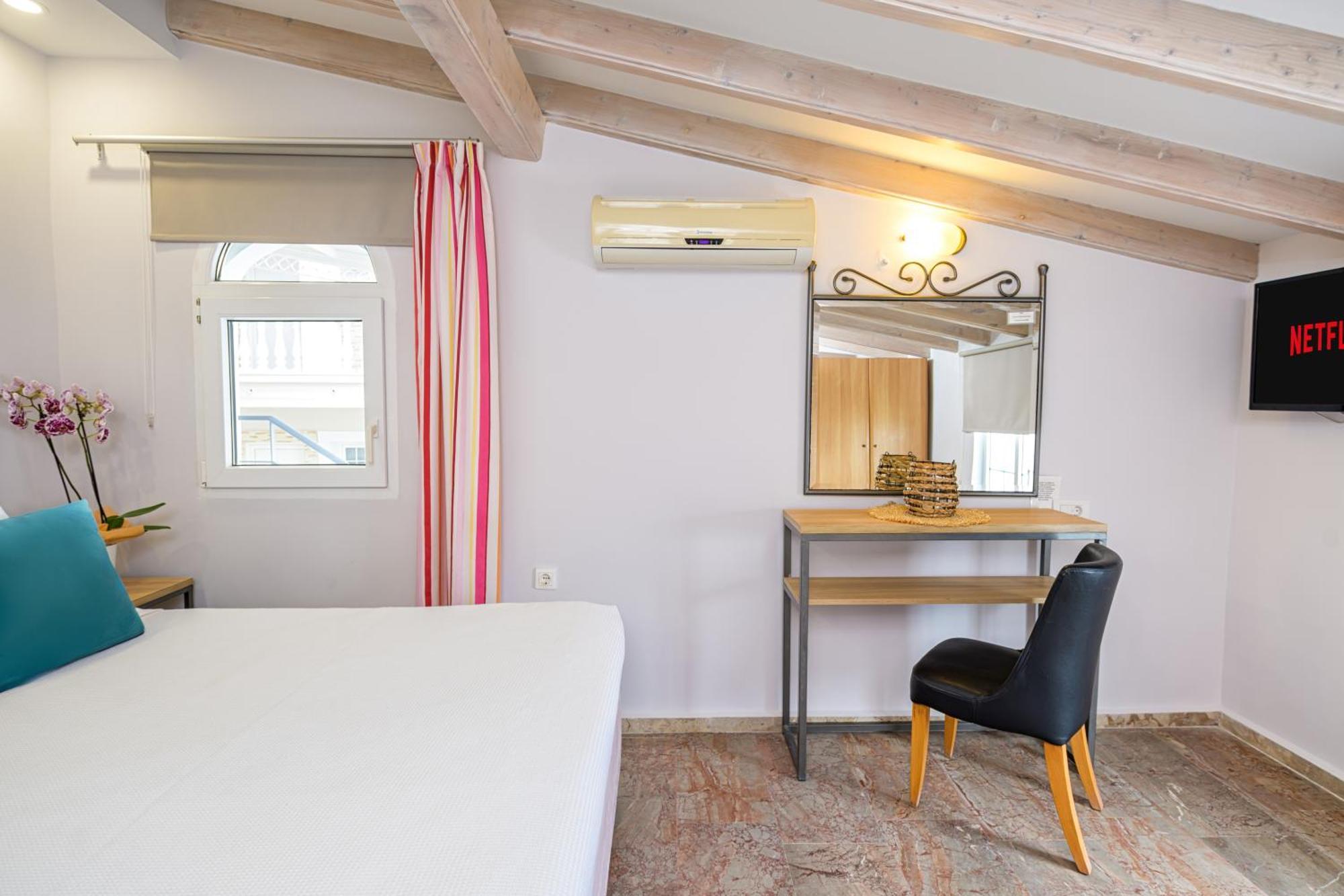 Korina Apart Hotel Kavos Bagian luar foto